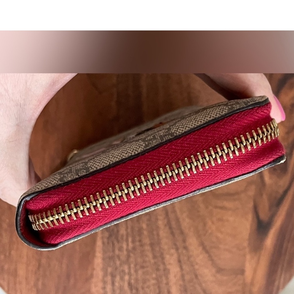 Gucci Rare Bosco Wallet EUC - Picture 2 of 12